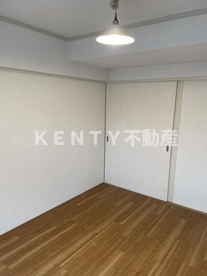 【寝室】 | リヴァーストーン | 落ち着いた色調の寝室です