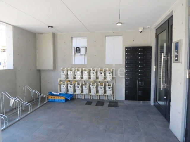 ルナーリアのエントランス|エントランスから一歩入った所です！