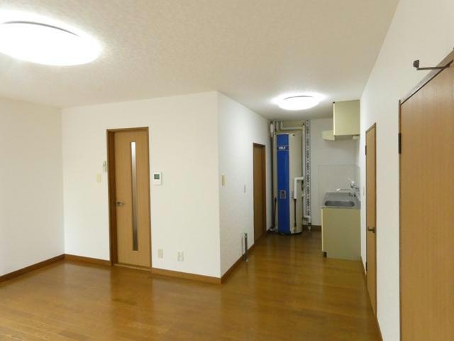 エイブルハイツの居間・リビング