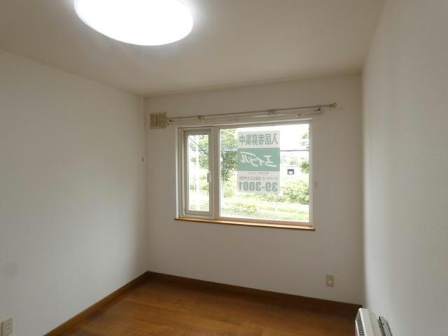 エイブルハイツの居間・リビング