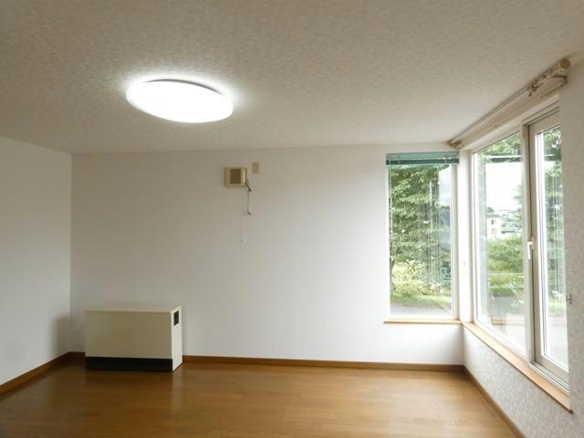 エイブルハイツの居間・リビング