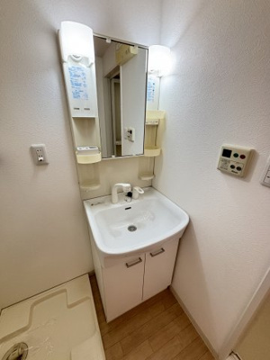 【洗面所】 | オーシャン東中島