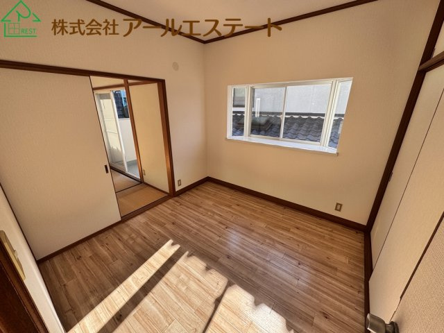 姫路市北平野６丁目　中古戸建の洋室
