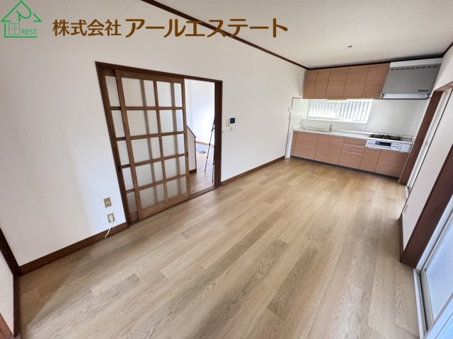 姫路市北平野６丁目　中古戸建の居間・リビング