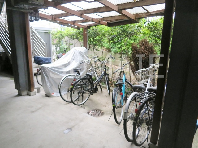 プライムガーデンパレスのその他共用部分|敷地内駐輪場。