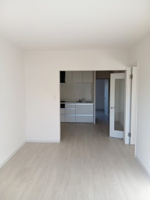 【居間・リビング】 | ヴィラ仲谷向陽台