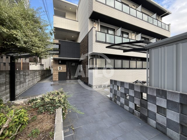 Wins Court Utajimaのエントランス|Wins Court Utajima　エントランス