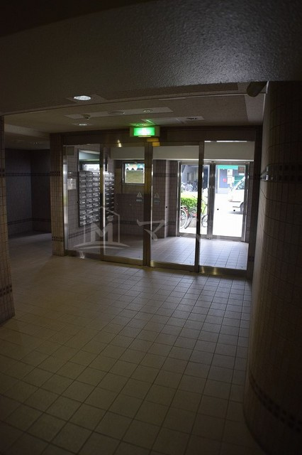 リーガル西長堀のロビー