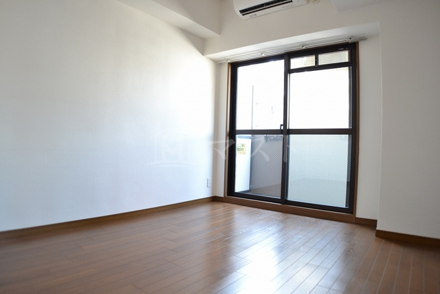 リーガル西長堀の内装