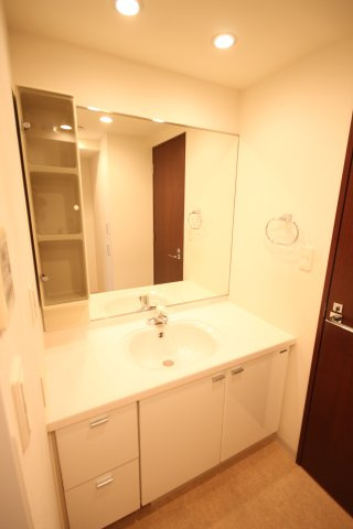 ※同間取り別部屋参考写真となります