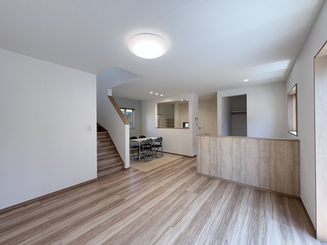 【居間・リビング】 | 深谷市上柴町第39期　新築戸建　全2棟　2号棟