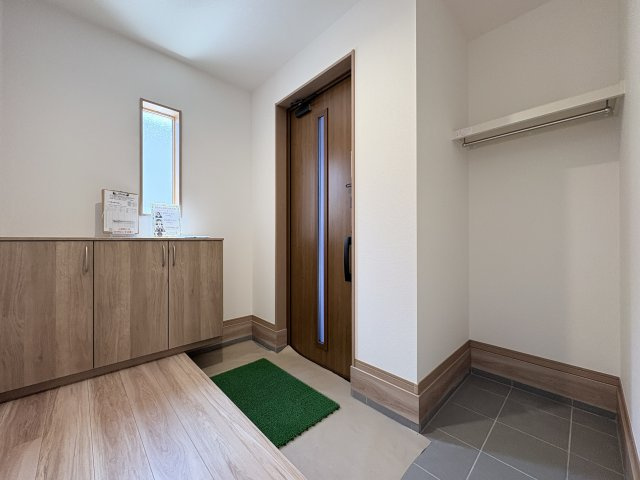 【玄関】 | 深谷市上柴町第39期　新築戸建　全2棟　2号棟