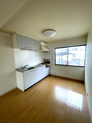 【キッチン】 | ユートピア今保A