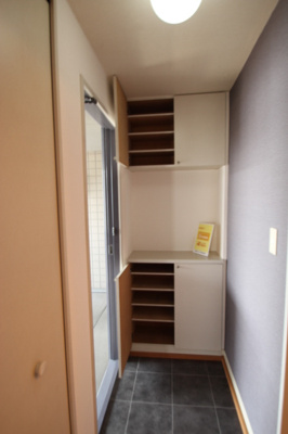 【玄関】 | エイトタウン北