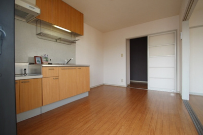 【居間・リビング】 | エイトタウン北