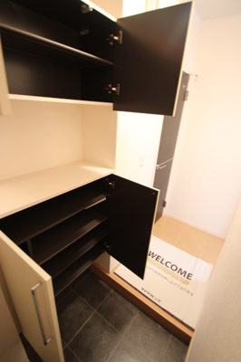 【玄関】 | グランシャリオ