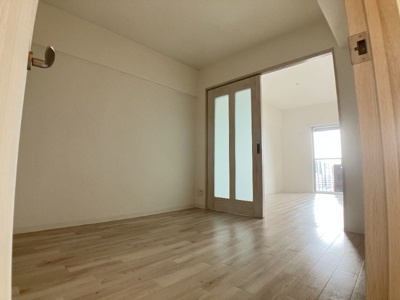 【居間・リビング】 | 厚生町クラウンズマンション