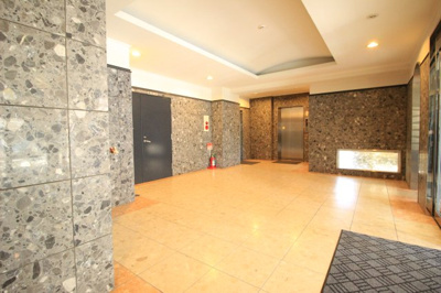 【ロビー】 | エバーグリーン東古松