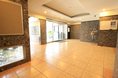 【ロビー】 | エバーグリーン東古松