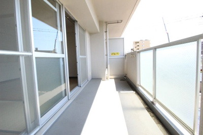 【バルコニー】 | エバーグリーン東古松