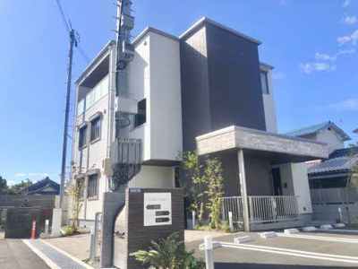 【外観】 | ティアラコート