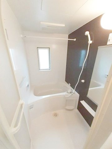 グラン　ミラージュの浴室|追い焚き、浴室乾燥機付きのバスルームです◇