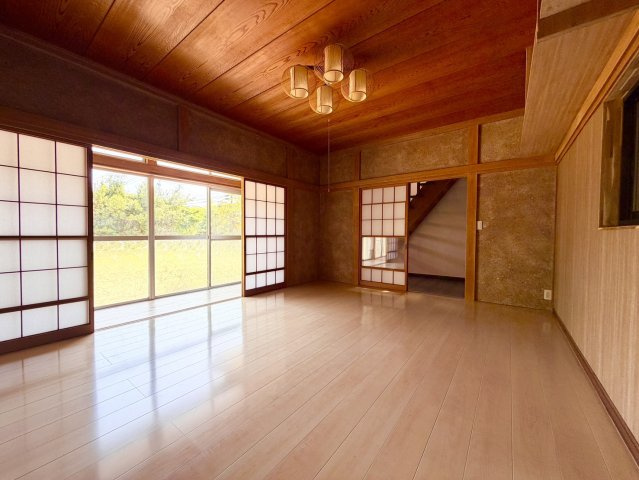 鉾田市梶山中古物件の洋室