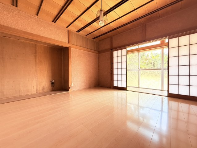 鉾田市梶山中古物件の洋室