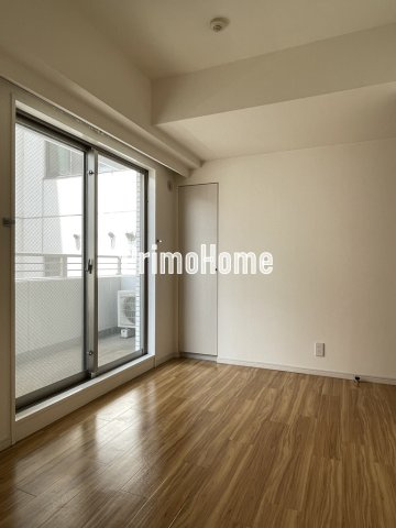 レジディア文京湯島の洋室|※リノベーション前、1月完了予定