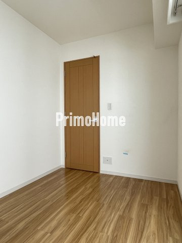 レジディア文京湯島の洋室|※リノベーション前、1月完了予定