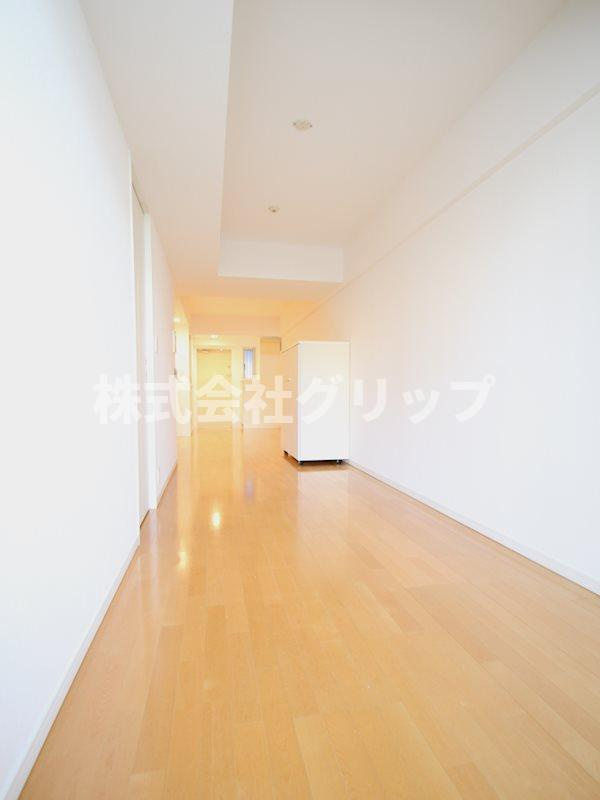 パークフラッツ横濱公園の居間・リビング