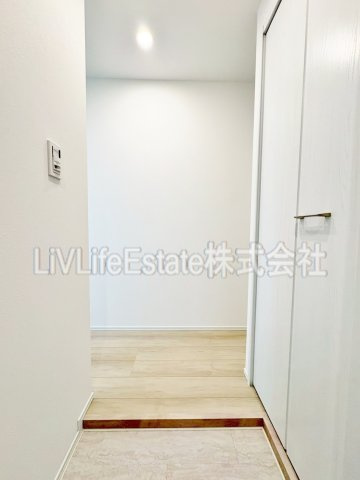 LiveFlat国分寺の玄関