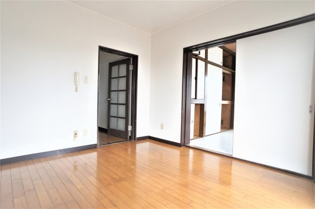 JAIRO薬園台の居間・リビング|※別のお部屋の写真です