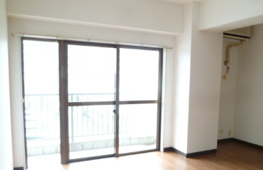 【居間・リビング】 | ロイヤル山正