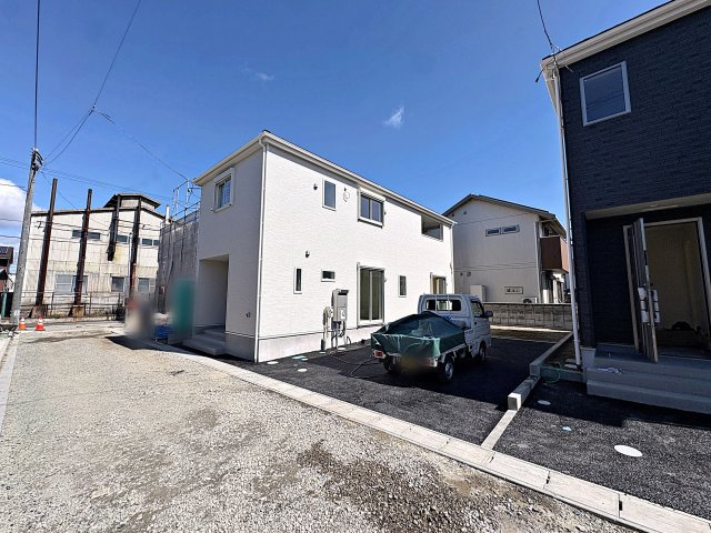 新築戸建・新築建売　郡山市昭和第9　芳賀小・第四中の前面道路含む現地写真|車通りが少なく静かな住宅街に立地♪前面道路も穏やかな雰囲気でゆったりとした暮らしができます♪