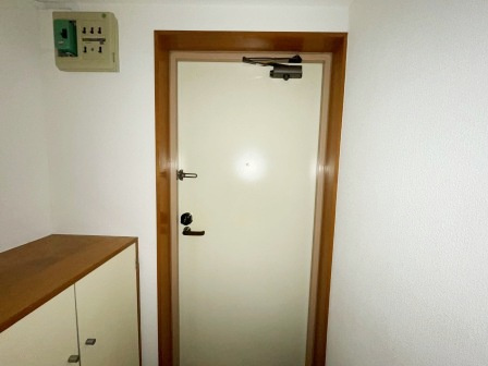 ハイネスイイダの玄関