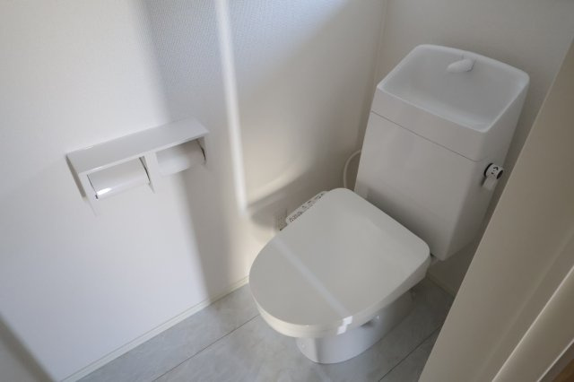 《仲介手数料無料》緑区大字三室2083-4新築一戸建てミラスモのトイレ