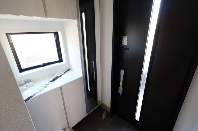 《仲介手数料無料》緑区大字三室2083-4新築一戸建てミラスモの玄関