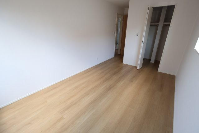 《仲介手数料無料》緑区大字三室2083-4新築一戸建てミラスモの洋室