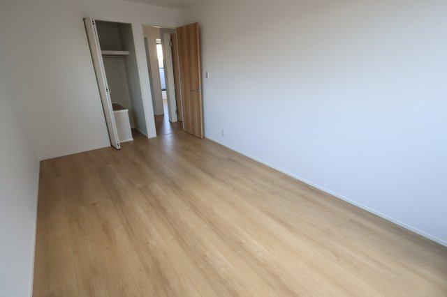 《仲介手数料無料》緑区大字三室2083-4新築一戸建てミラスモの洋室