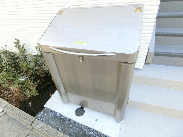 Ｂｒｉｄｇｅ　Ｃｏｕｒｔ浜田山　ＥＡＳＴのその他共用部分|★ゴミストッカー★
