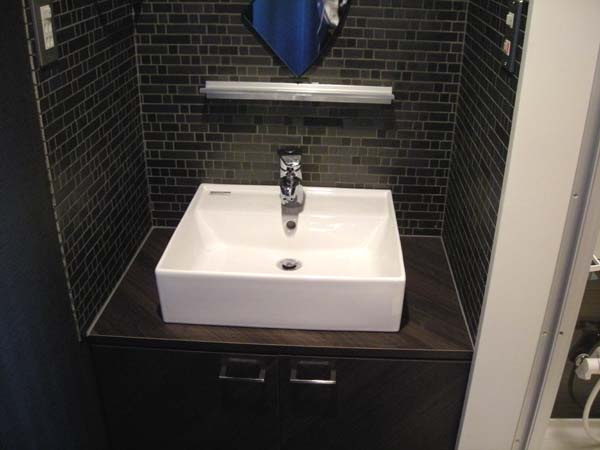 ラフィナート和泉の洗面所|スペースが確保できる洗面所です