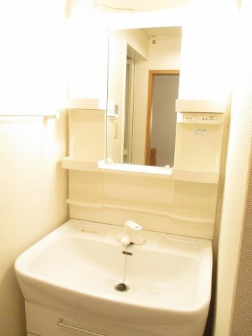 ヌーベル・オーブＣの洗面所