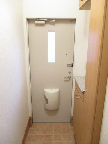 ヌーベル・オーブＣの玄関