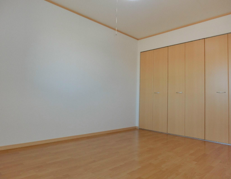 ルミエールマゴジVの内装|おしゃれな居間です