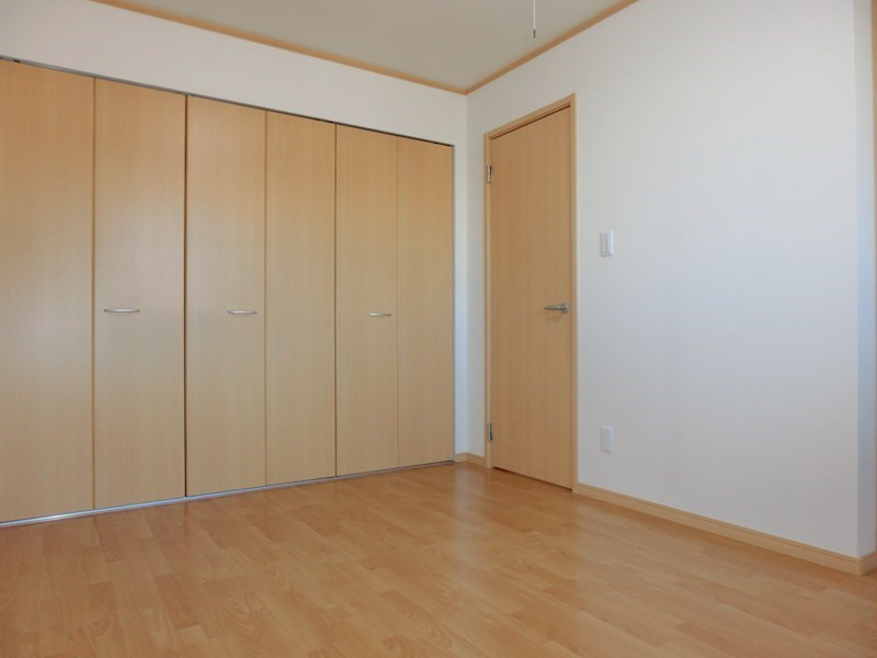 ルミエールマゴジVの居間・リビング|使いやすいリビングです