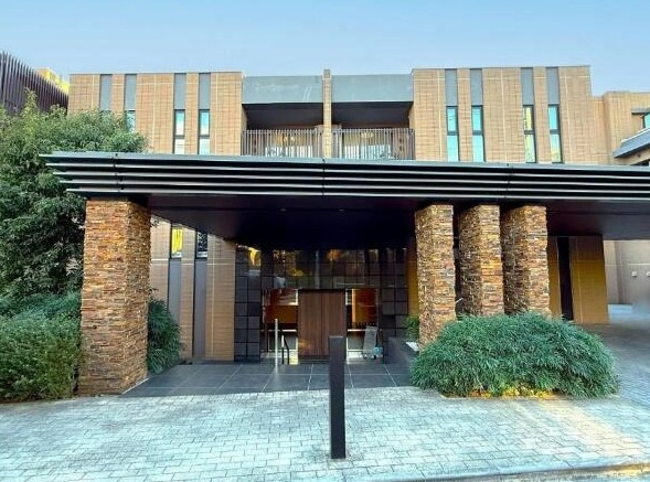 【エントランス】