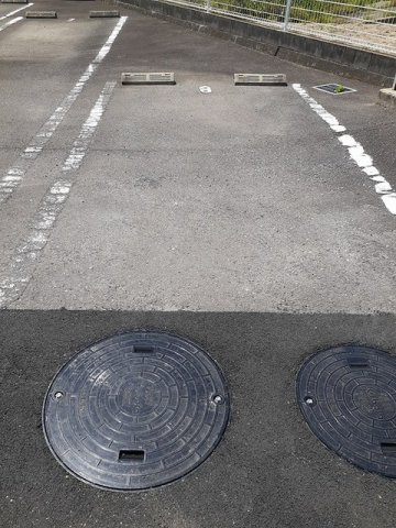 秋桜ミディの駐車場