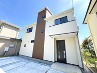 『開放感あるルーフバルコニー』×『カースペース3台』～釜利谷東3丁目新築戸建～の画像