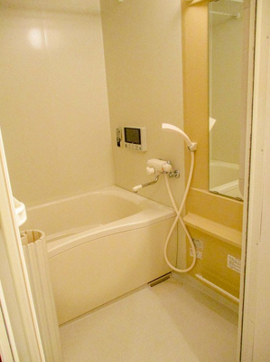 【浴室】 | ダリア新高円寺 | 暖房・乾燥機能付き。同設備の別室写真を使用しております。